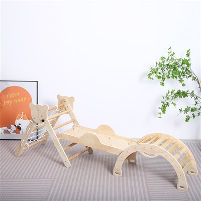 ชุดปีนเขาสามเหลี่ยมไม้